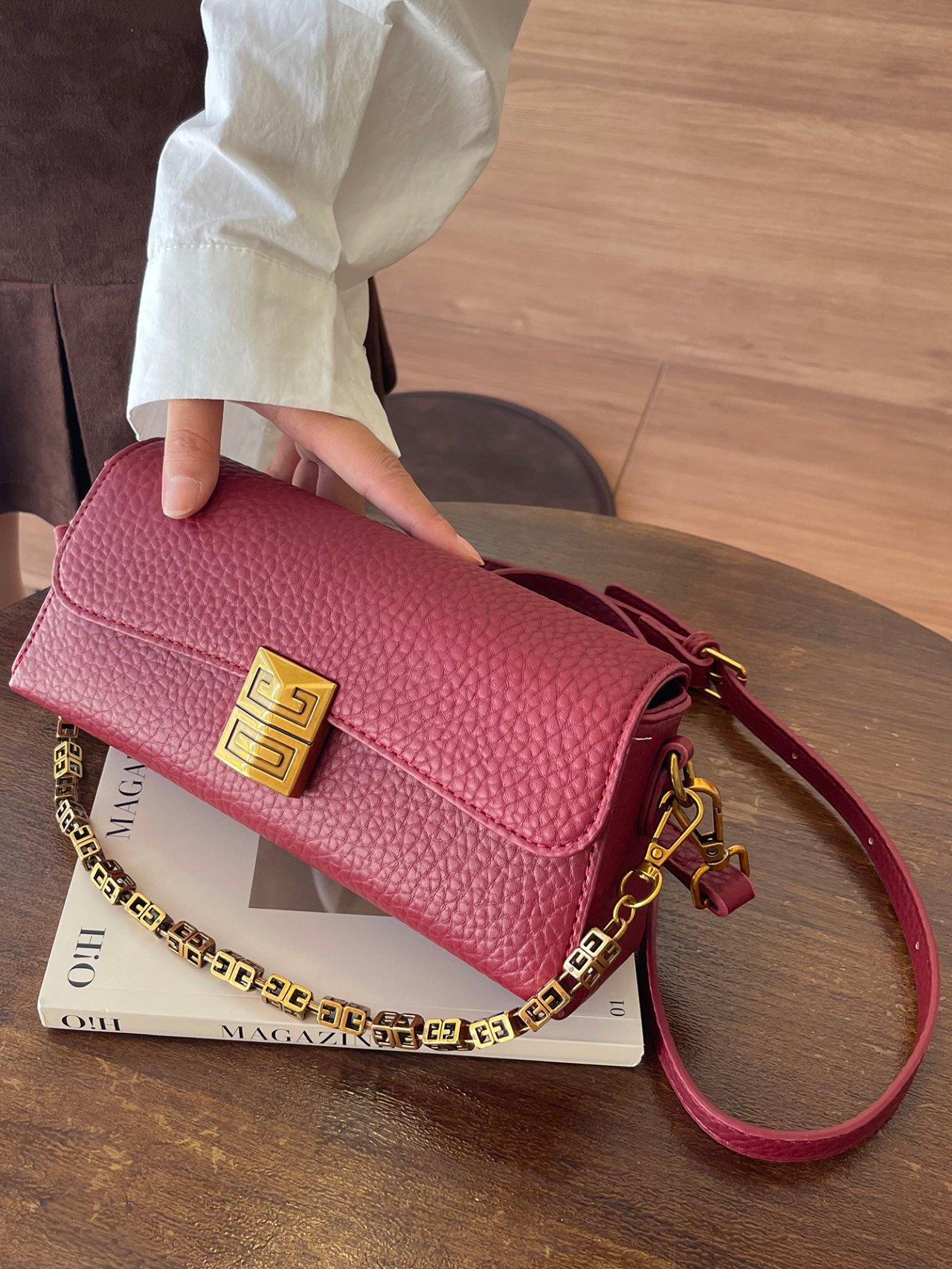 Red Textured Faux Leather Crossbody Bag with Gold Chain
