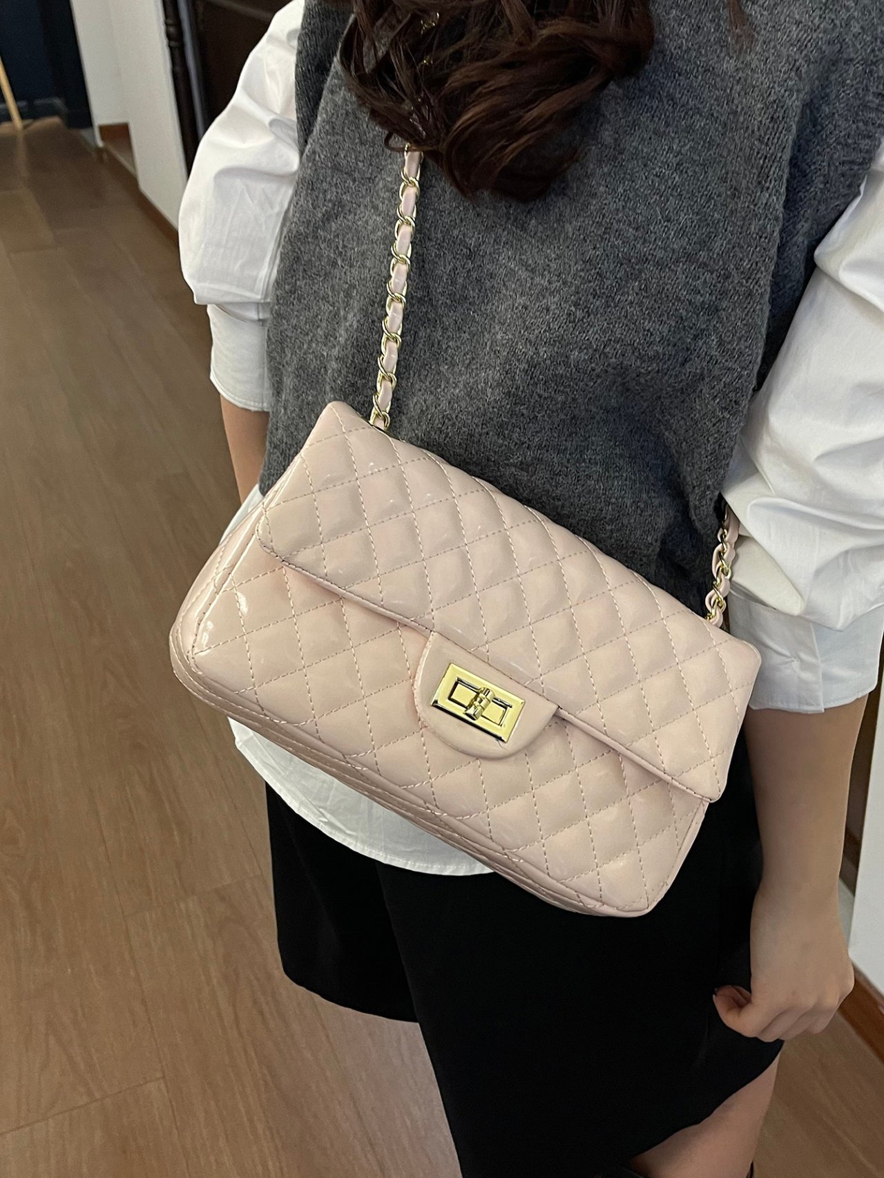 Pink Texture Shoulder Bag with Turn Lock