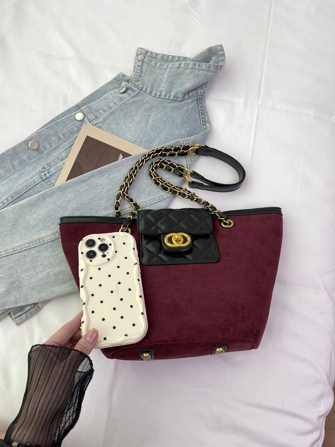 Burgundy Solid Shoulder Bag with Zip