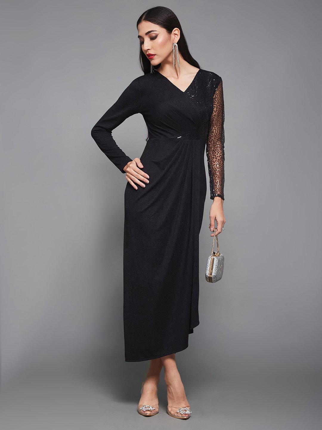 Black Solid V Neck Sheath Midi Dress