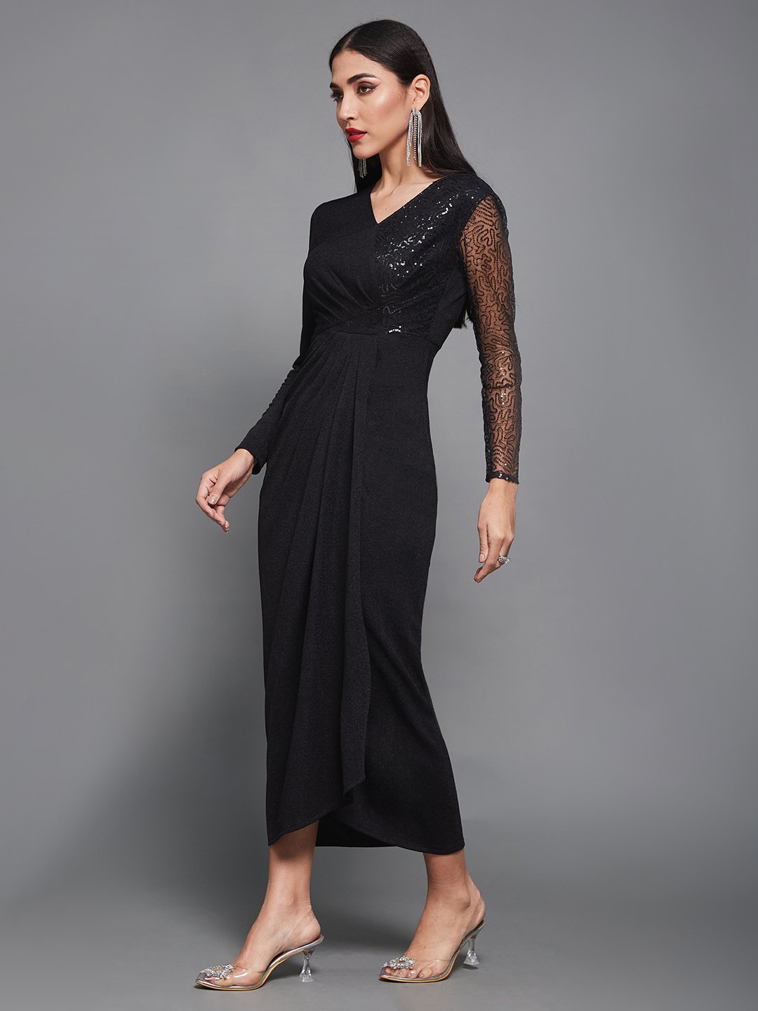 Black Solid V Neck Sheath Midi Dress