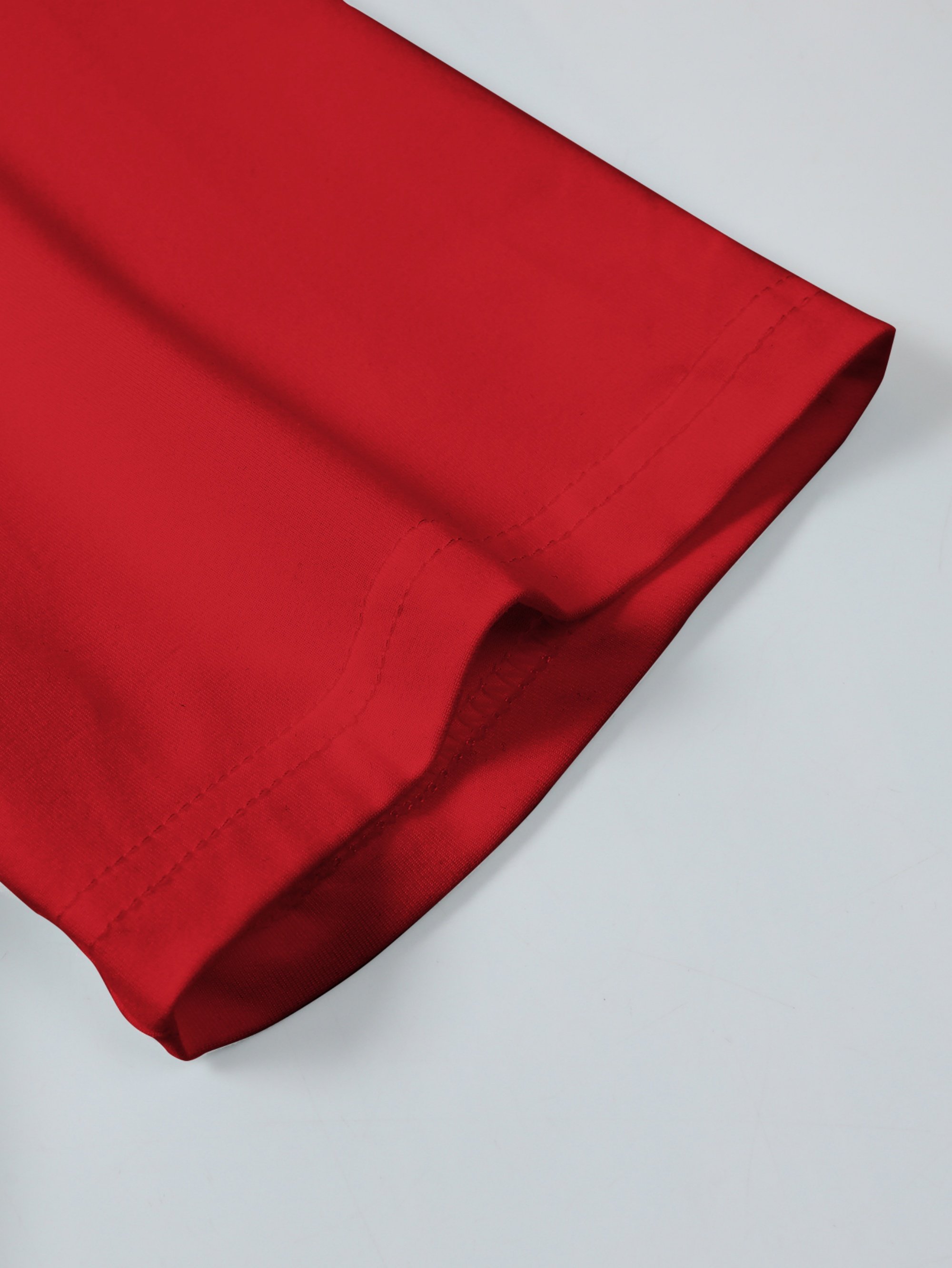 Red Solid Round Neck Regular T-Shirt