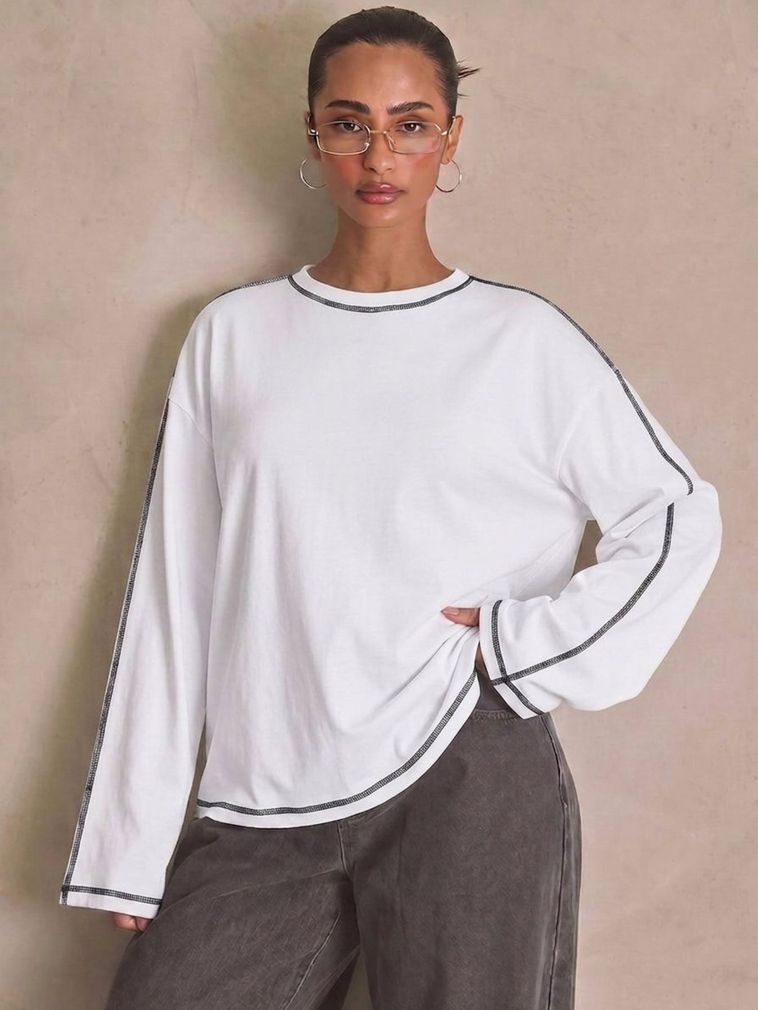 White Solid Round Neck Top