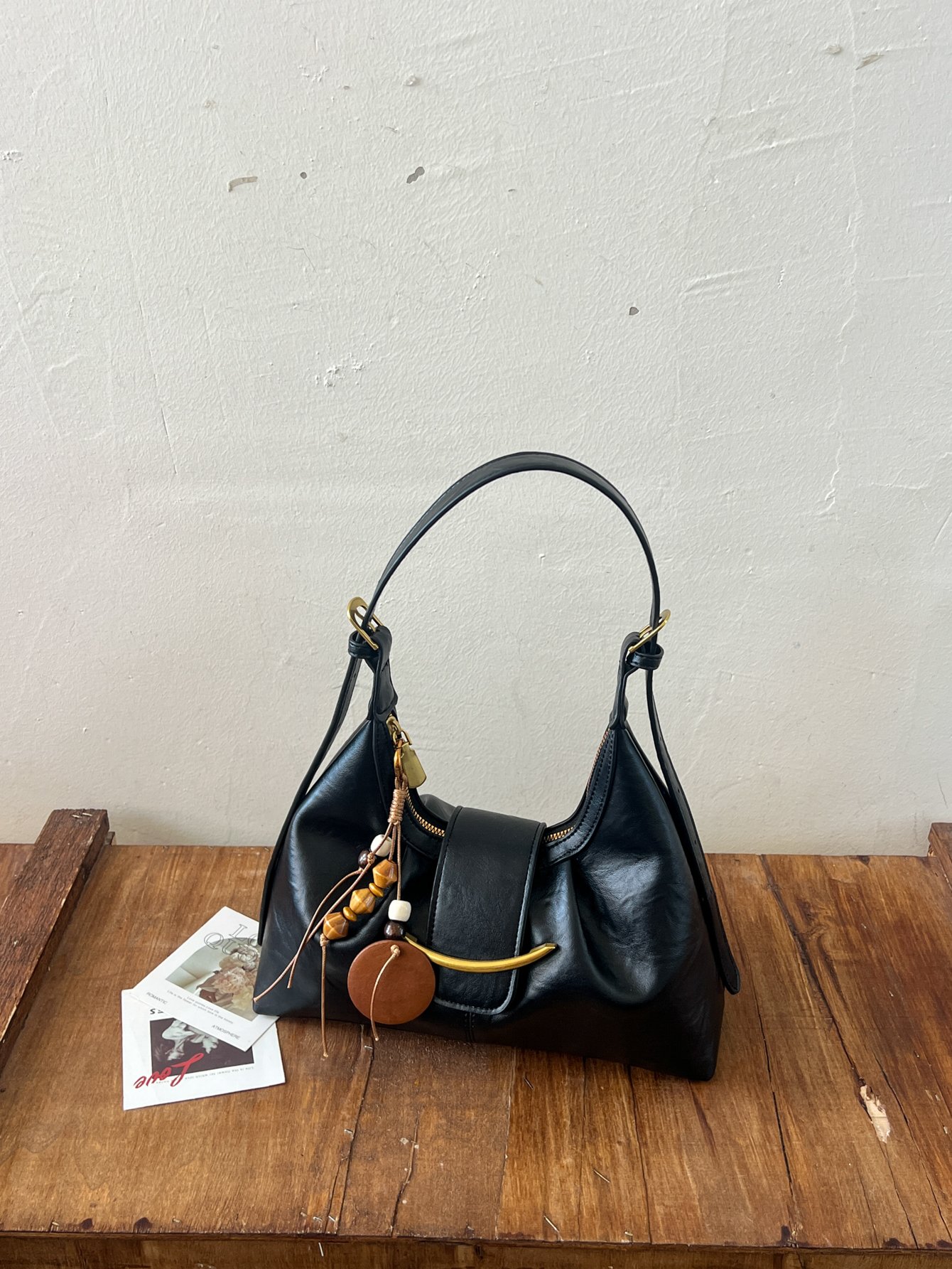 Black Solid Shoulder Bag with Snap