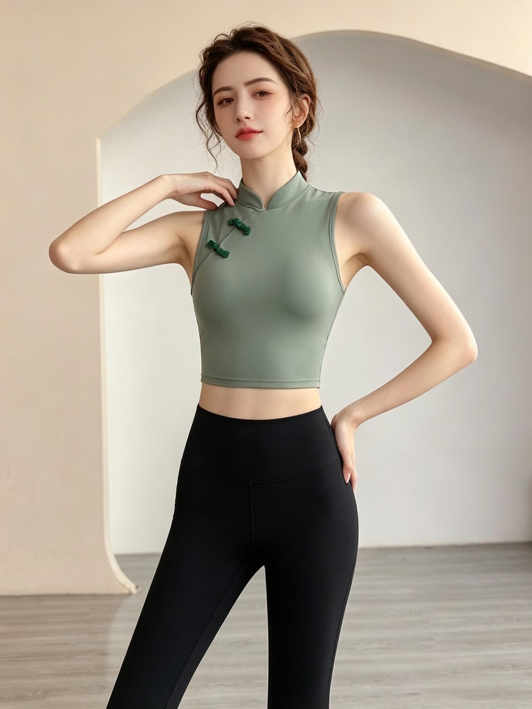 Green Activewear Top with Mandarin Collar