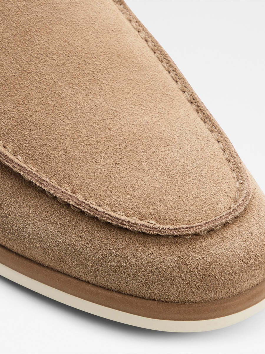 Men Tan Suede Slip-On Loafers