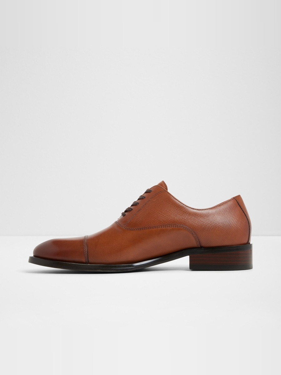Men Tan Leather Cap-Toe Oxfords