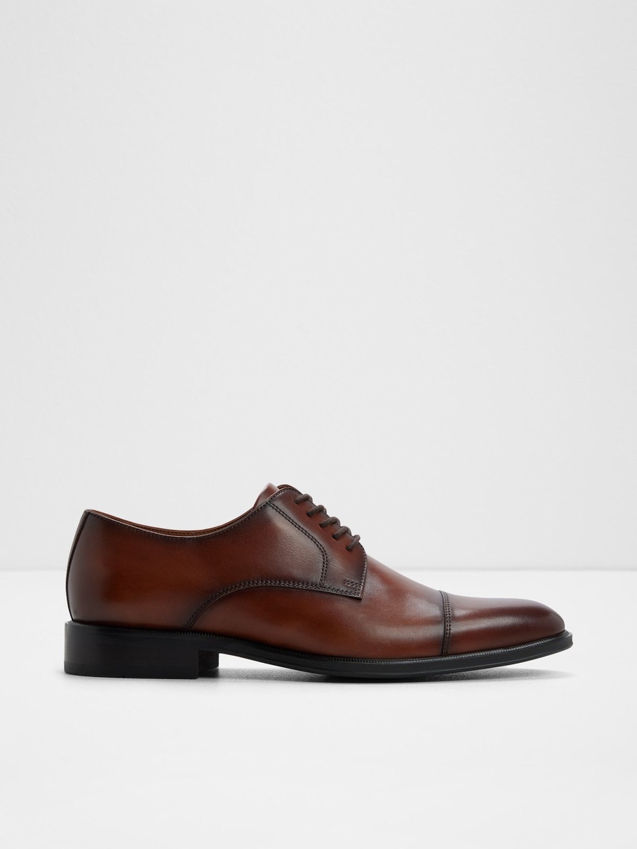 Men Classic Brown Leather Cap-Toe Oxfords