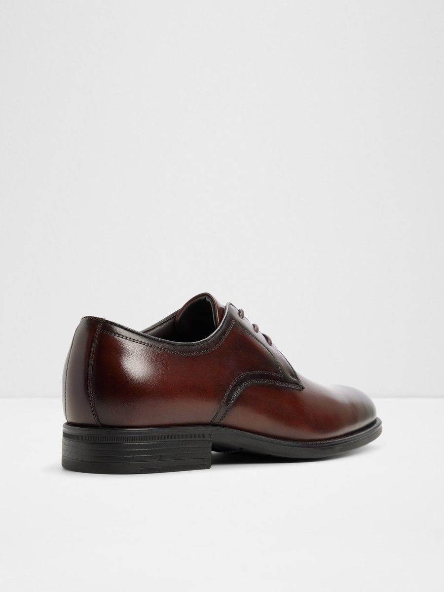 Men Classic Brown Leather Derby Shoes