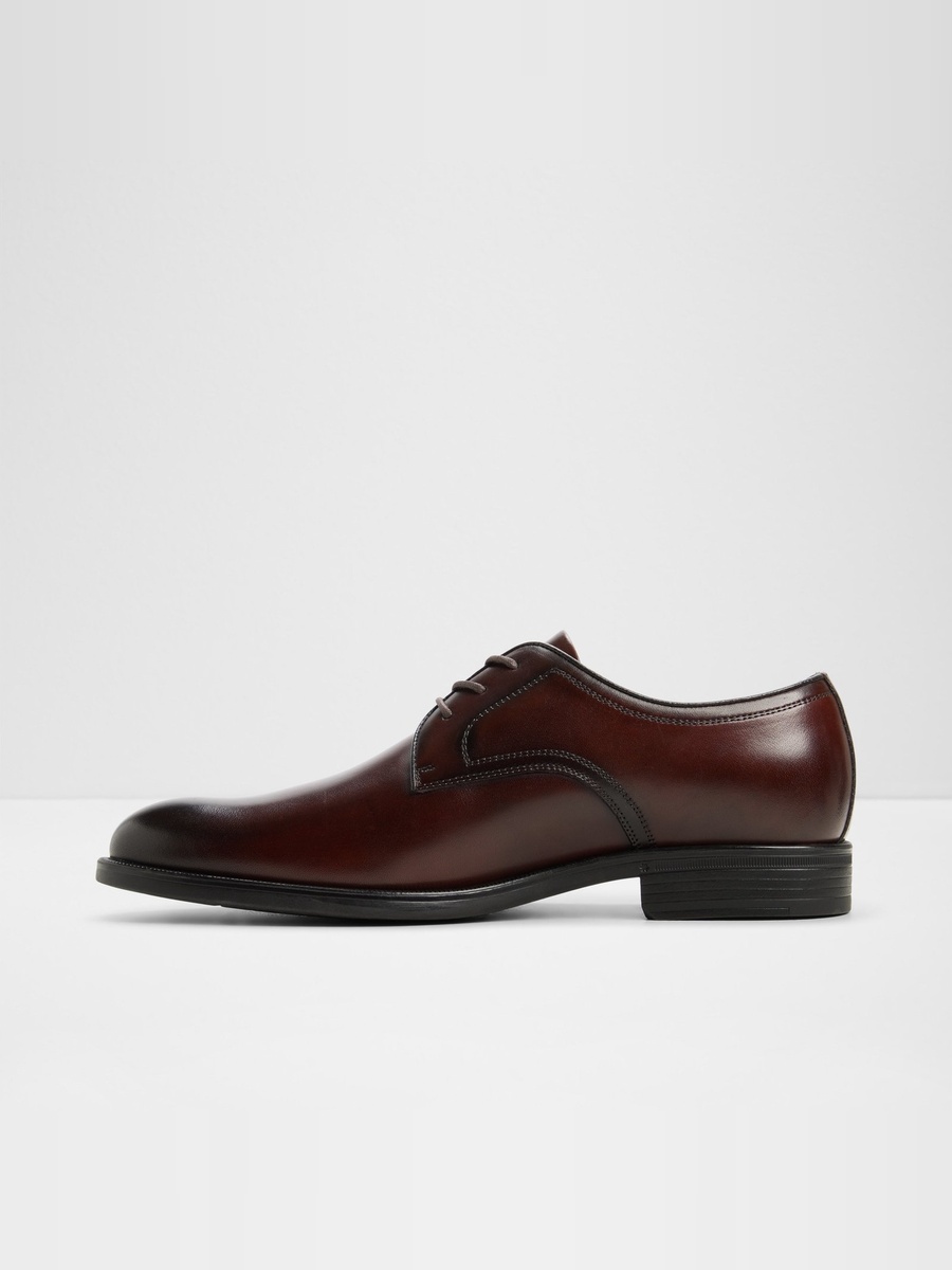 Men Classic Brown Leather Derby Shoes