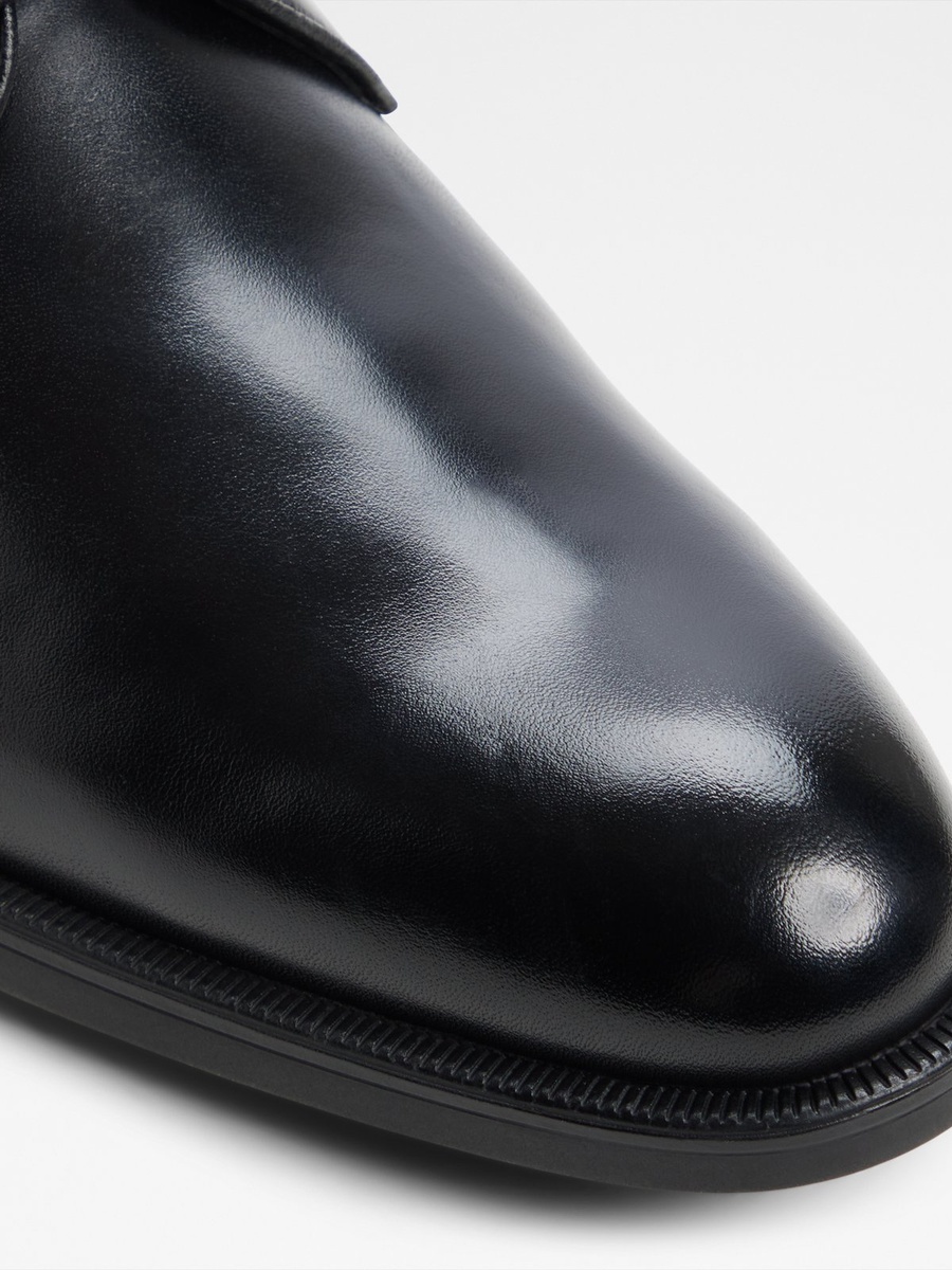 Men Black Classic Leather Derby Shoes