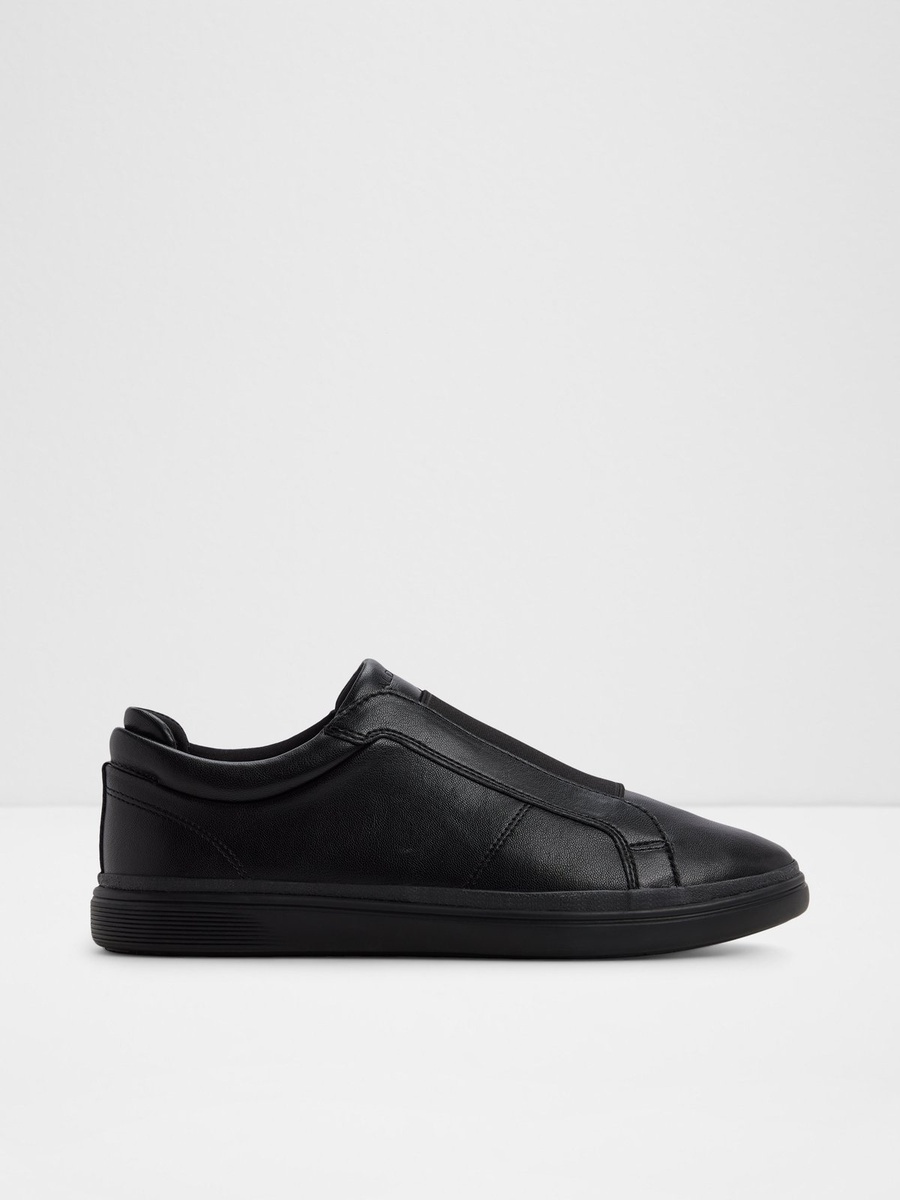 Men Black Slip-On Casual Sneakers