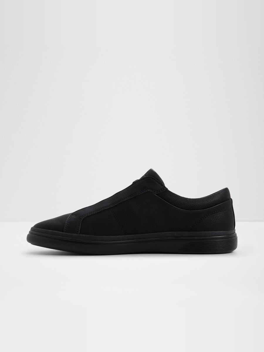 Men Black Slip-On Sports Sneakers