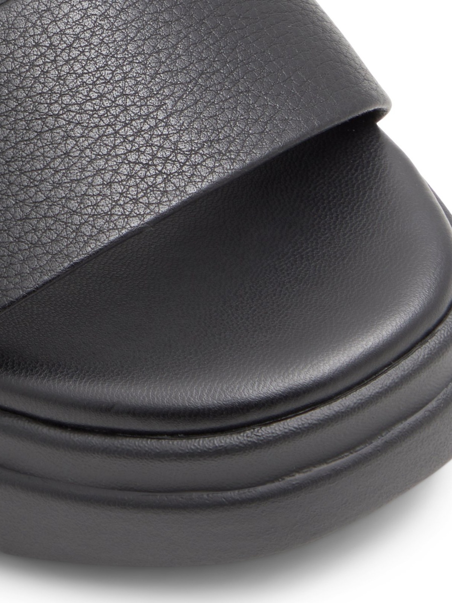 Women Black Chunky Platform Flat Sandals