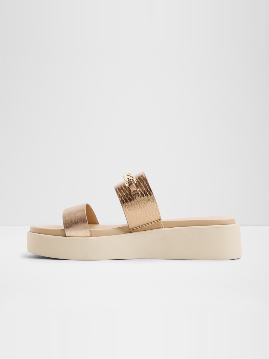 Women Metallic Gold Chain Detail Flat Sandals