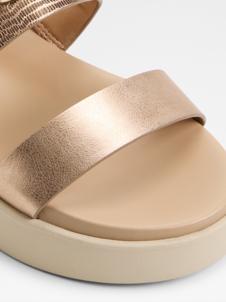 Women Metallic Gold Chain Detail Flat Sandals