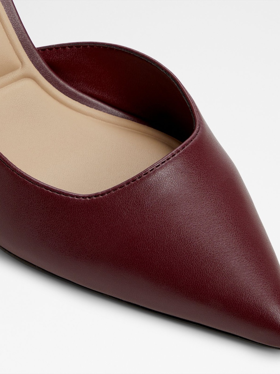 Women Burgundy Flat Shoes