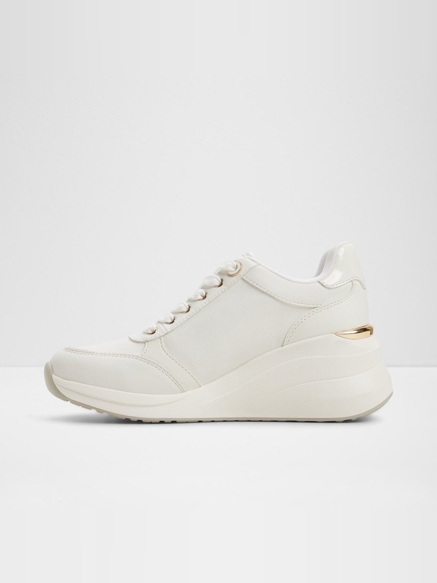 Women White PU Quilted Platform Sneakers