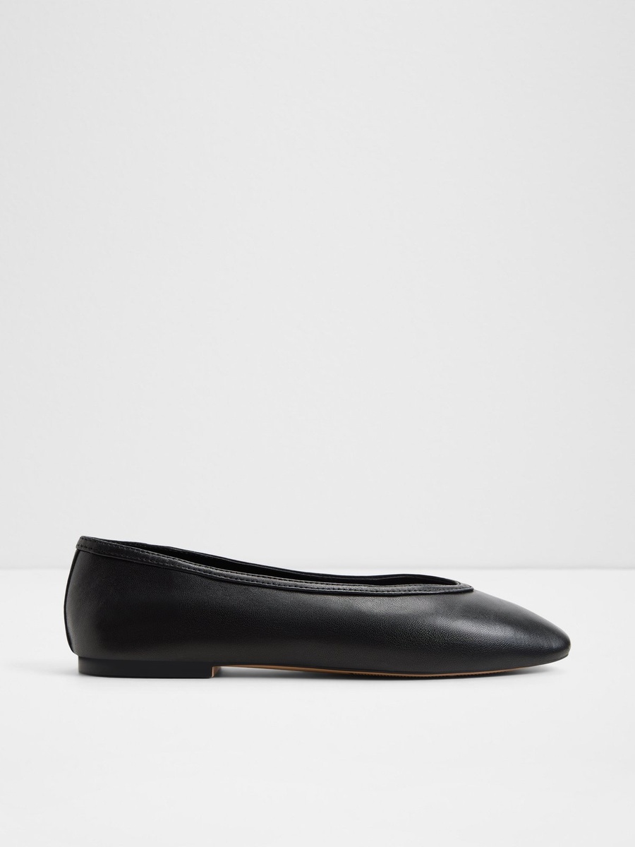 Women Black Leather Casual Flats