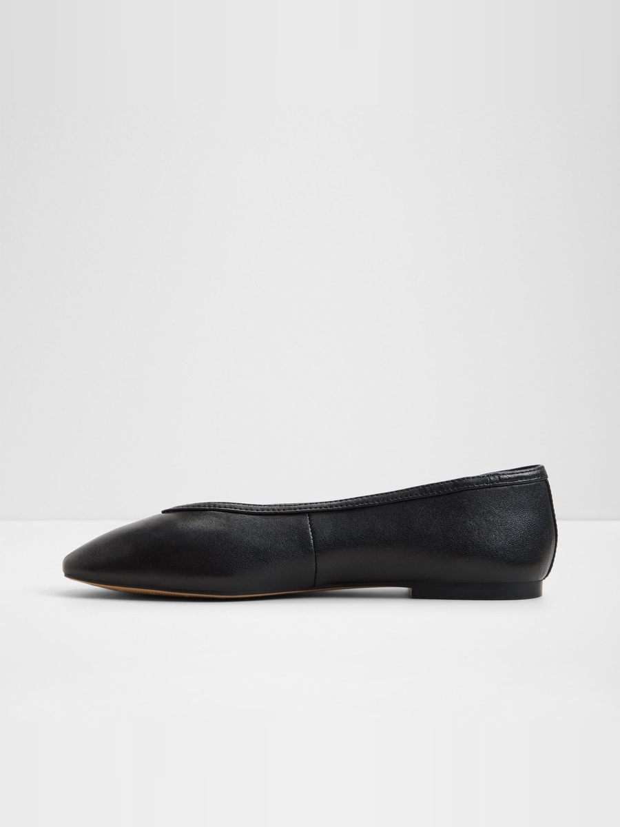 Women Black Leather Casual Flats