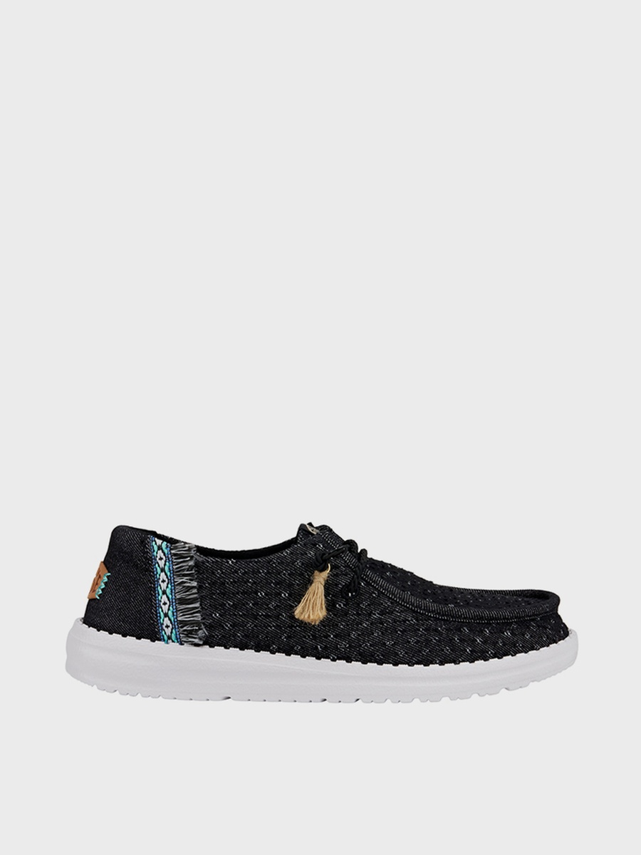 Wendy Perf Canvas Shoes