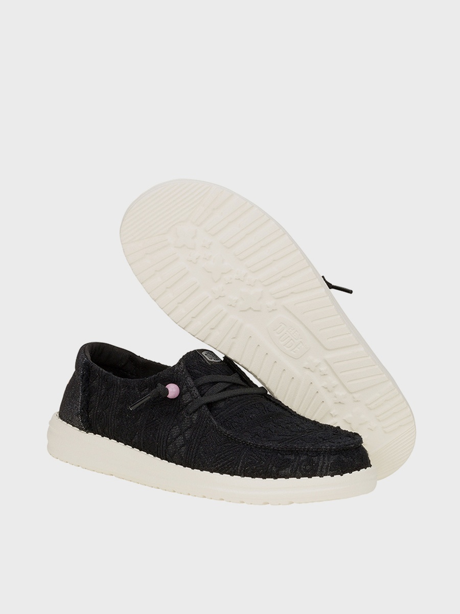 Wendy Crochet Lace Shoes