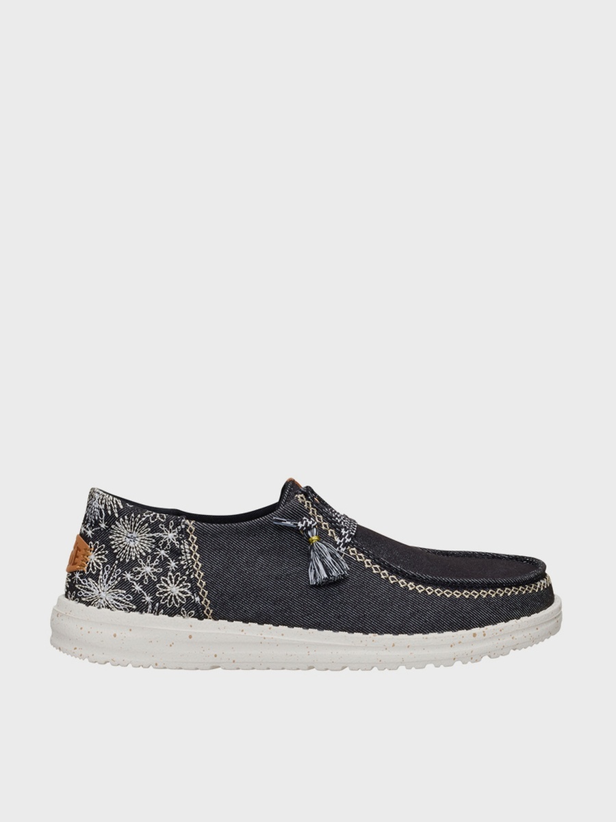 Wendy Funk Embroidered Floral Shoes