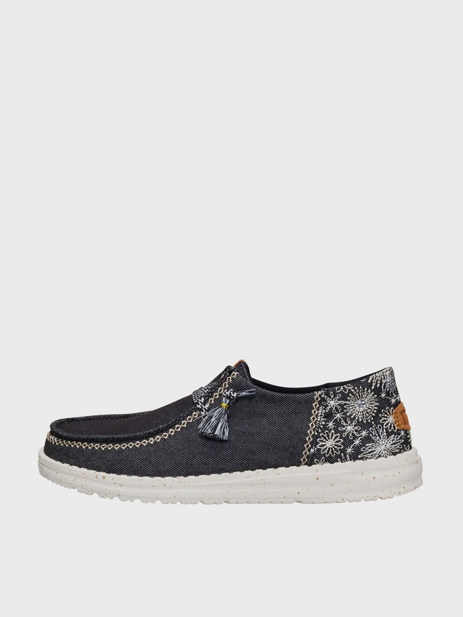 Wendy Funk Embroidered Floral Shoes