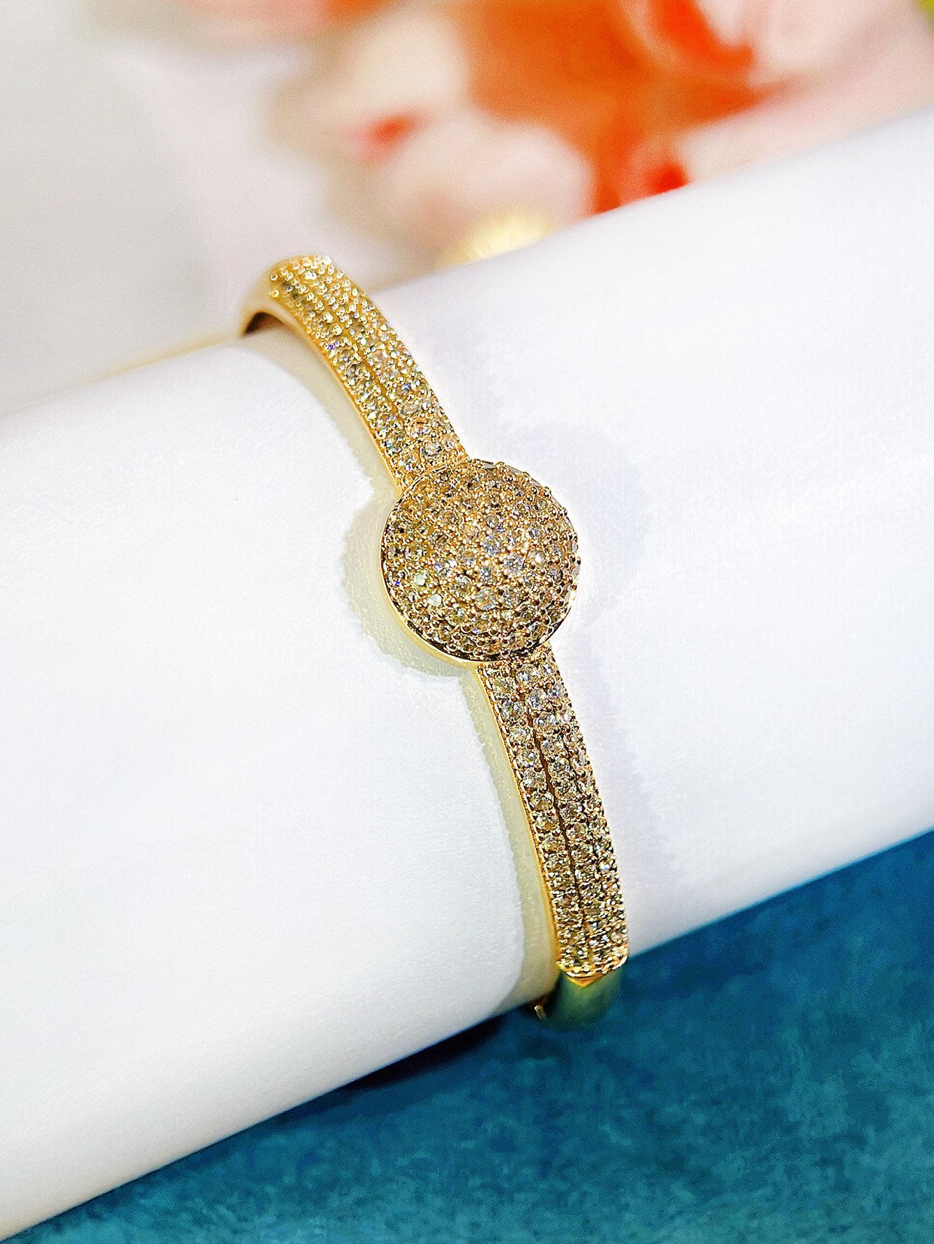 Gold Solid Bangle