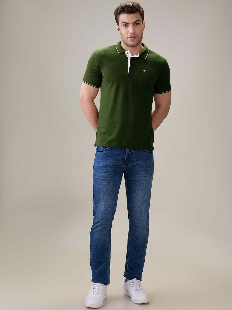 Solid Brand Logo Regular Fit Polo T-Shirt