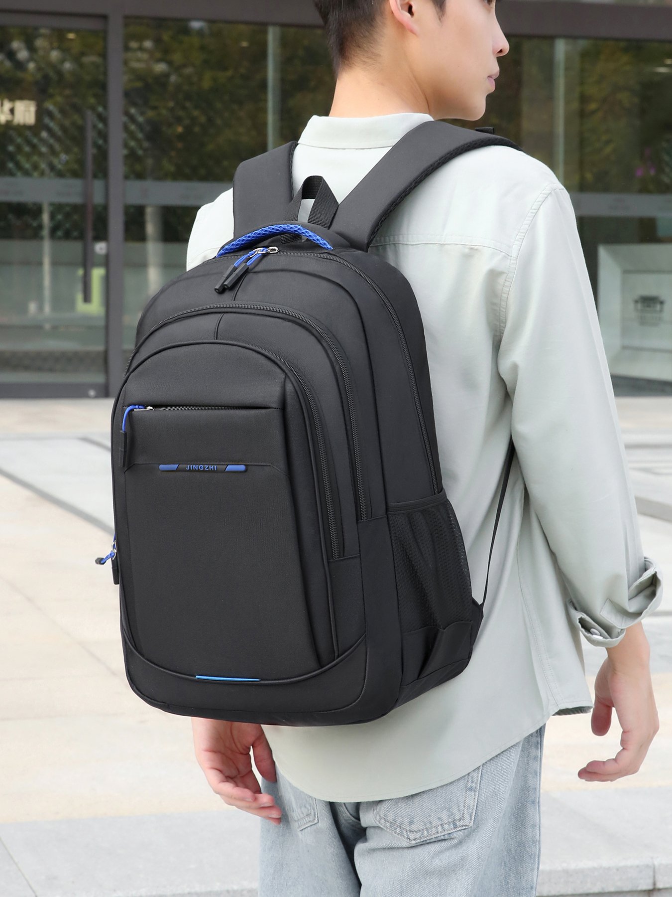 Black Solid Backpack with Zip