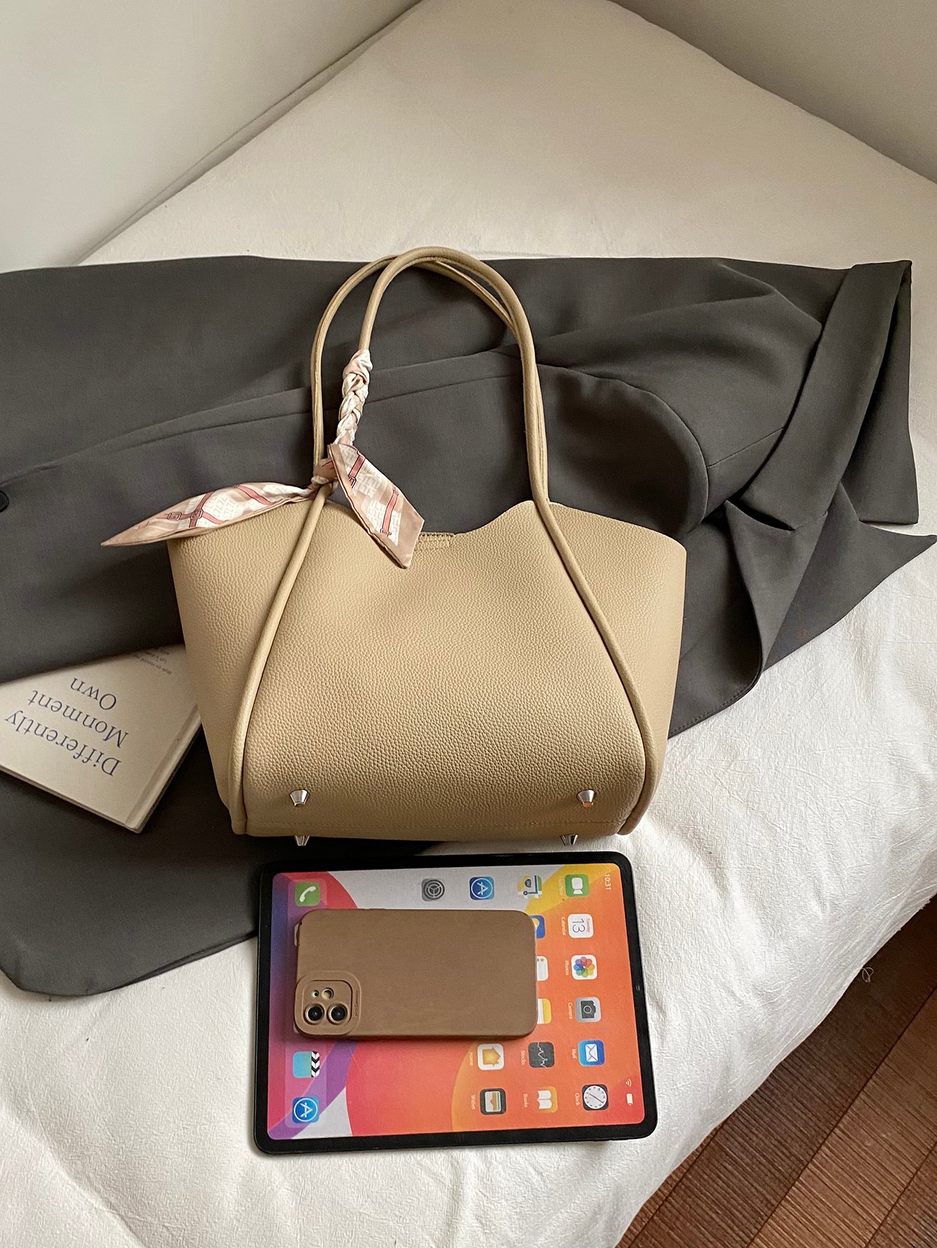 Khaki Solid Tote with Zip