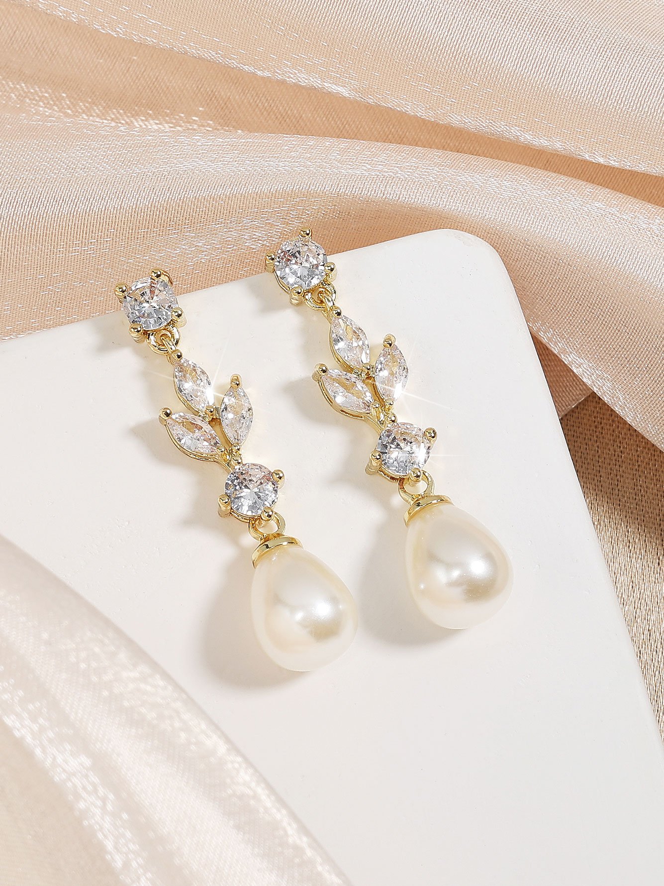 Gold Solid Danglers