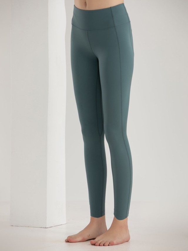 Dark Green Solid Activewear Leggings