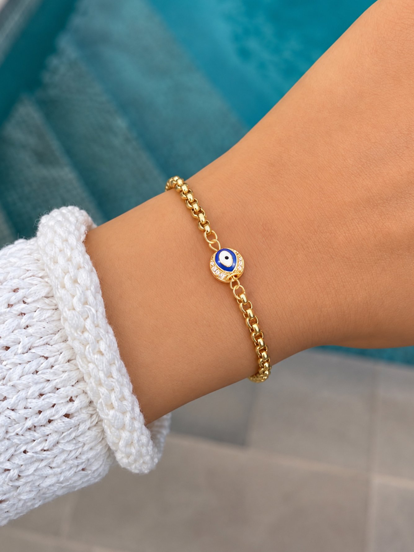 Gold Solid Link Bracelet