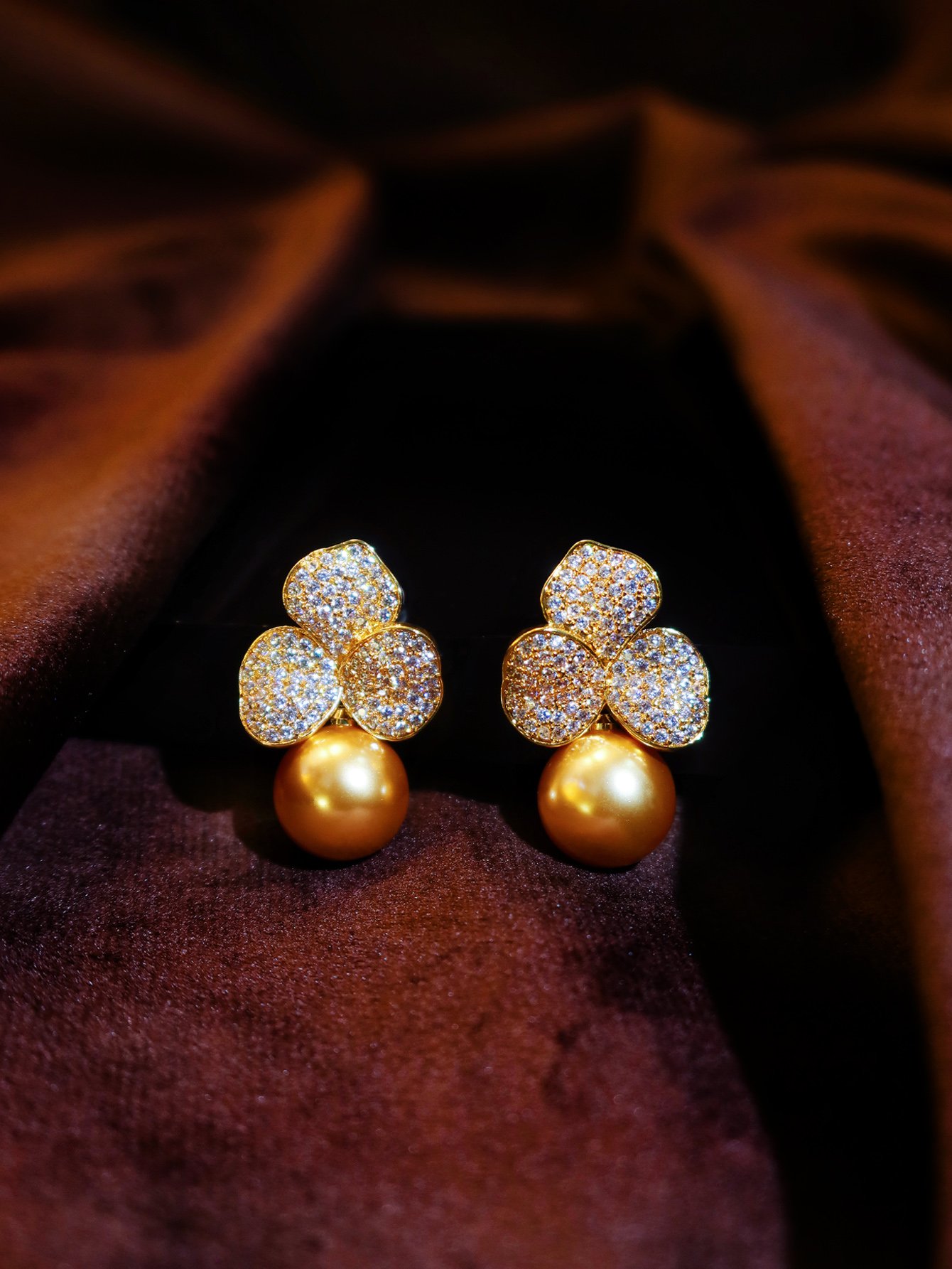 Gold Texture Stud Earrings
