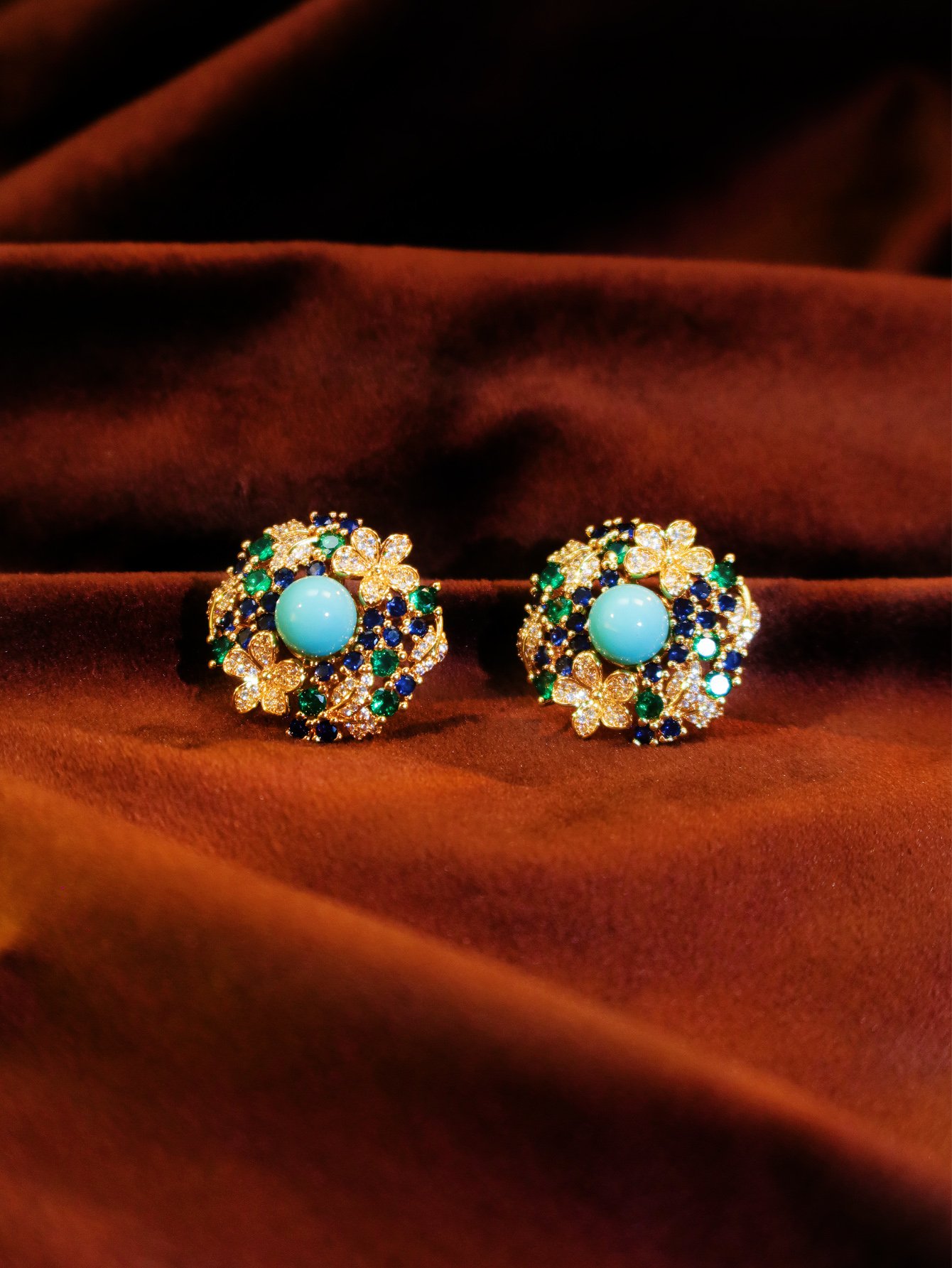 Gold Texture Stud Earrings