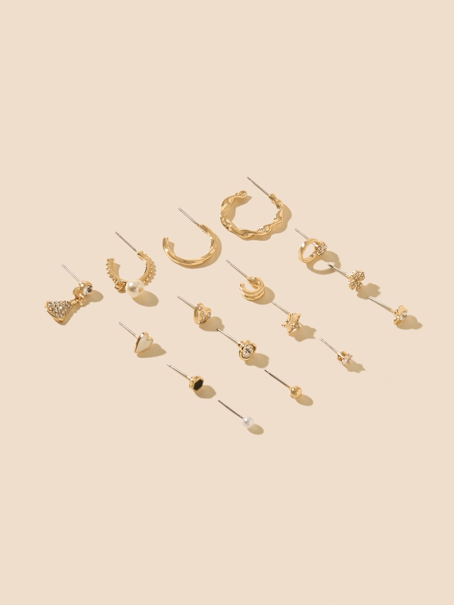 Pack of 16 - Assorted Earrings with Pushback Closure