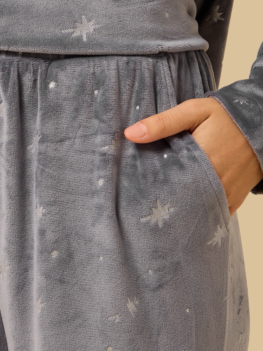 Star Print Velour Pyjama Set