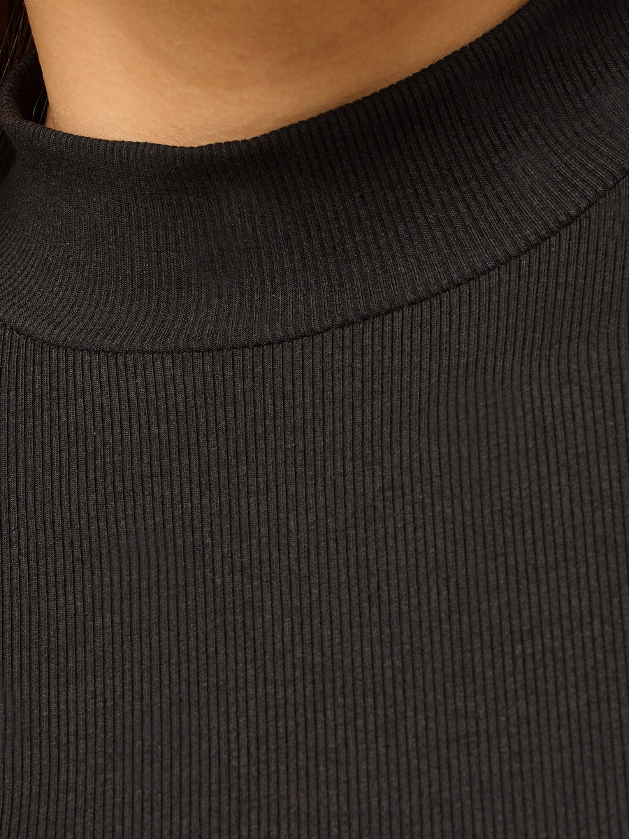 Ribbed High Neck Top