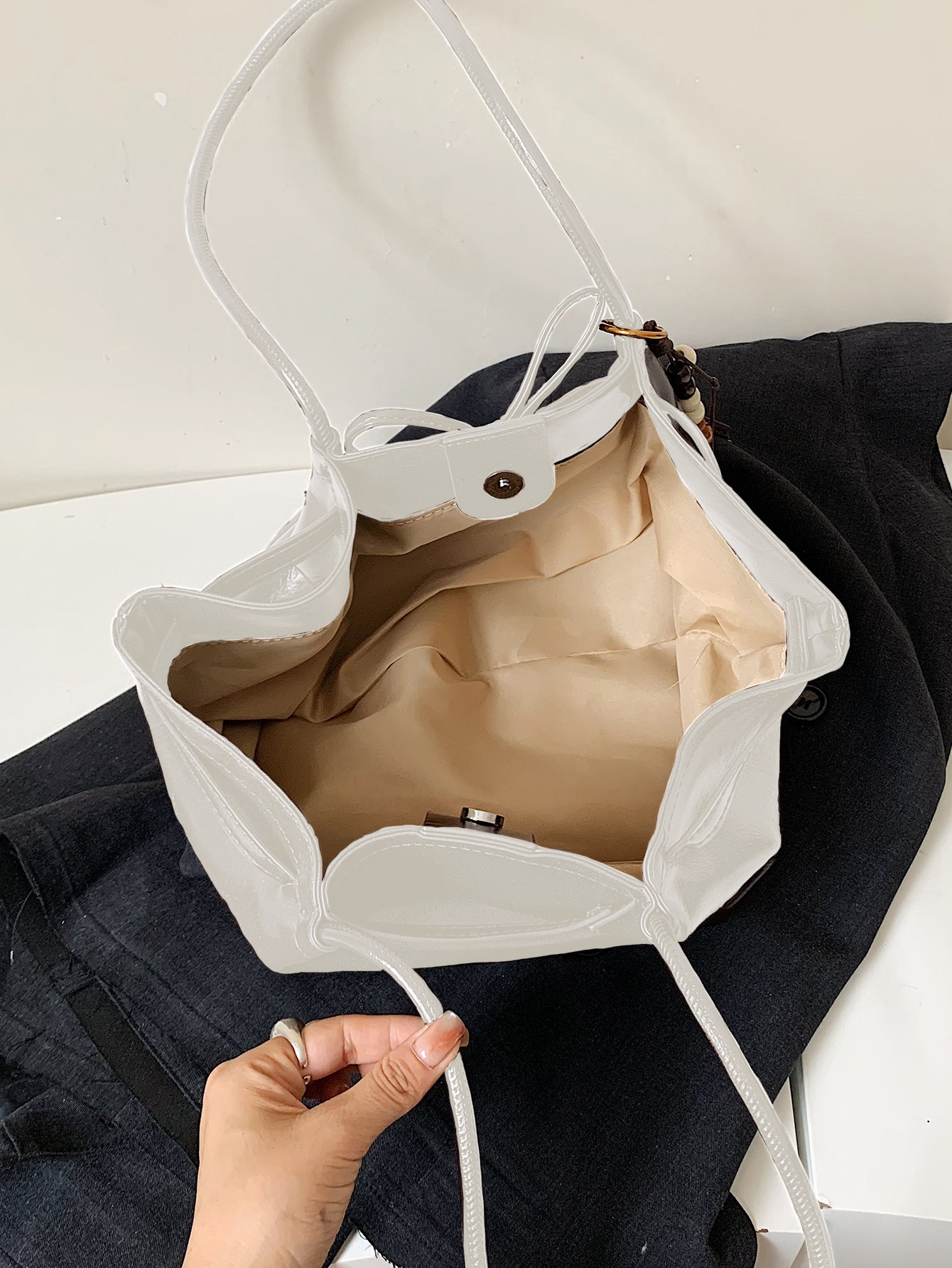 Large Capacity Womens Shoulder Tote Beach Bag with Free Charm