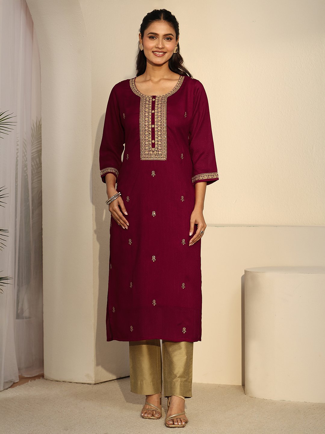 Maroon Embroidered Silk Blend Kurta 