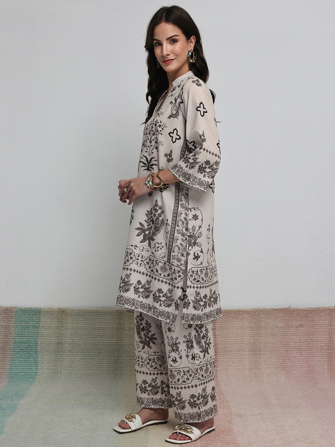 Off-White Printed Co-ord Set with Mandarin Collar