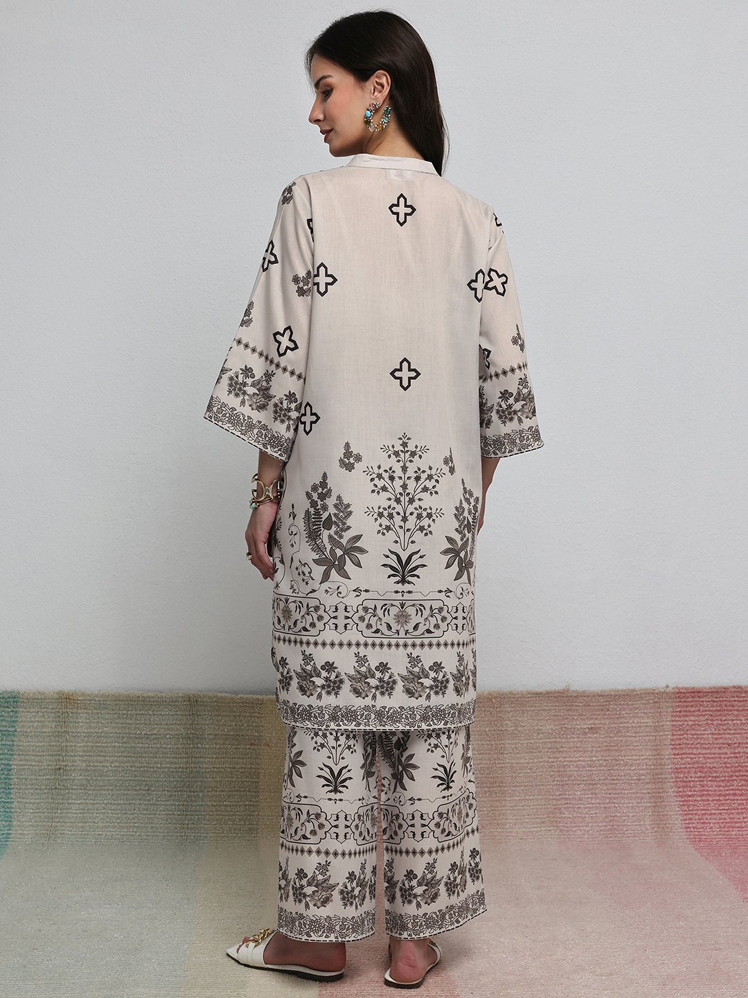 Off-White Printed Co-ord Set with Mandarin Collar