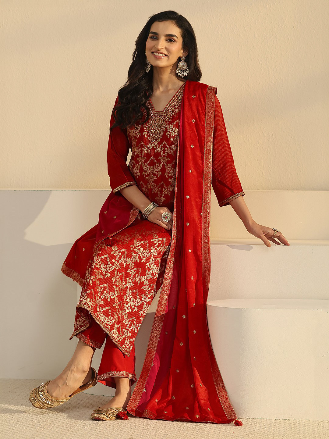 Red Zari Woven Kurta Set with Dupatta and Straight Pants