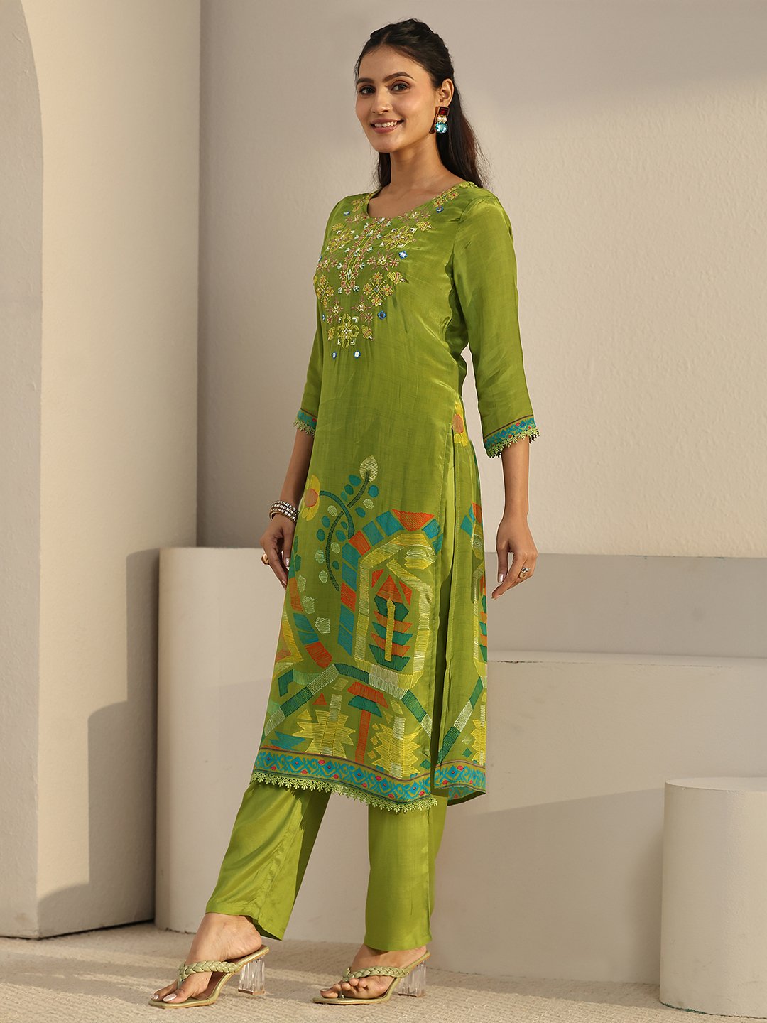 Green Embroidered Kurta Set with Straight Pants and Printed Dupatta