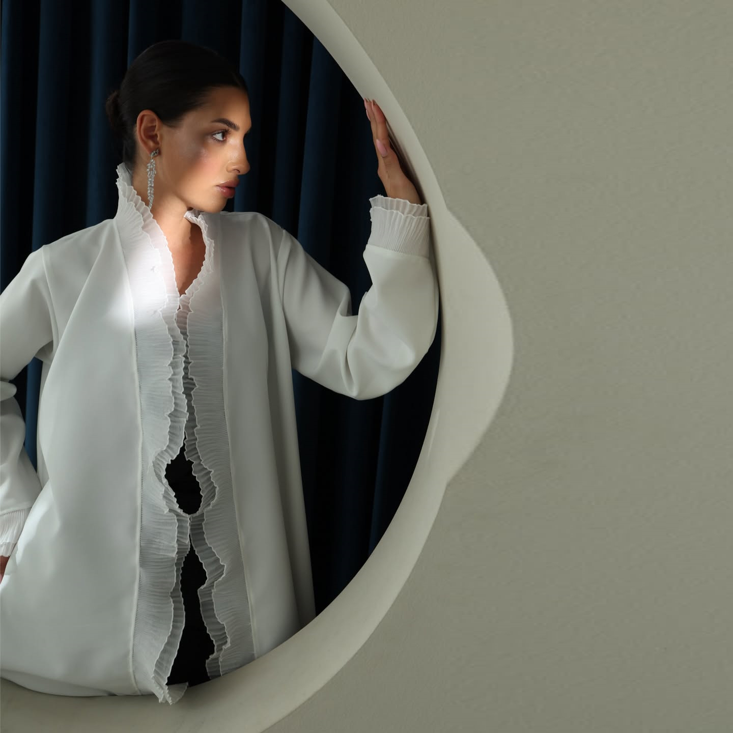 White Solid Abaya