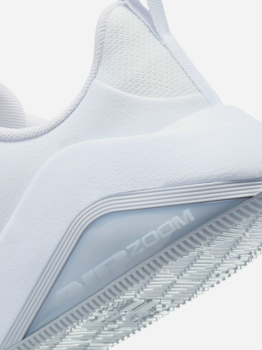 Air Zoom Bella 7 Shoes