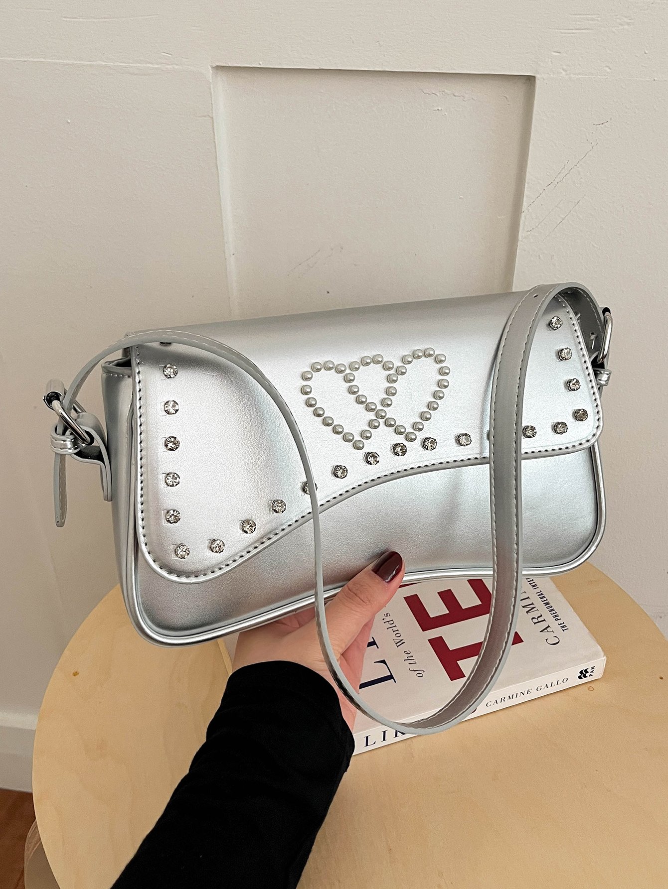 Silver Embroidered Shoulder Bag with Magnetic