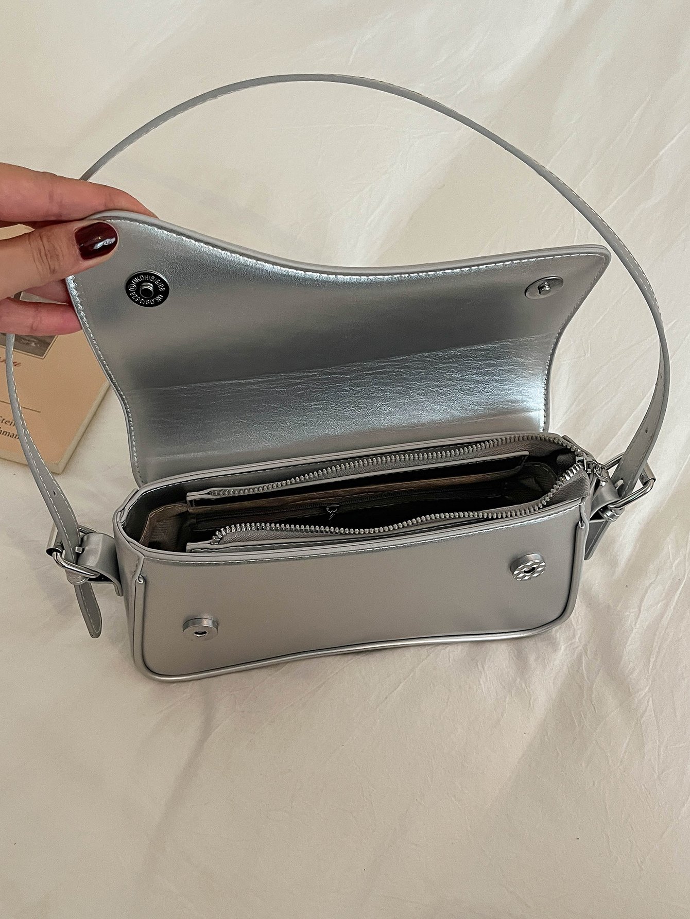 Silver Embroidered Shoulder Bag with Magnetic